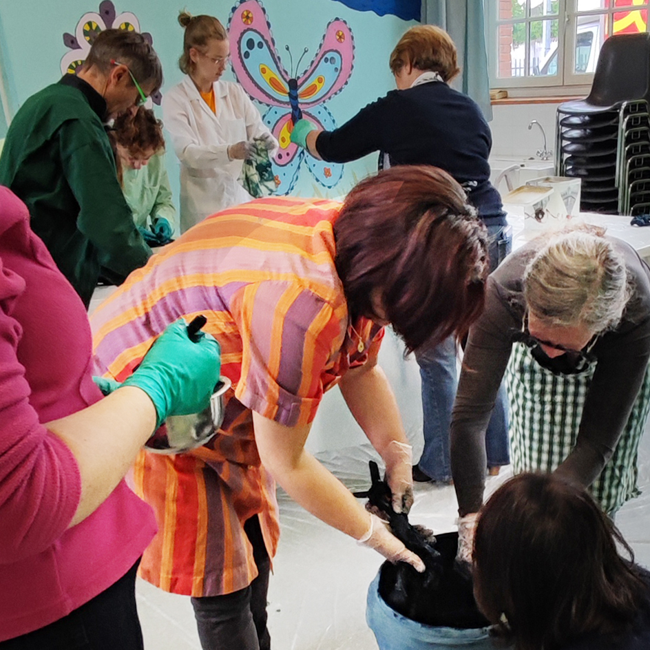 Atelier de teinture au Pastel